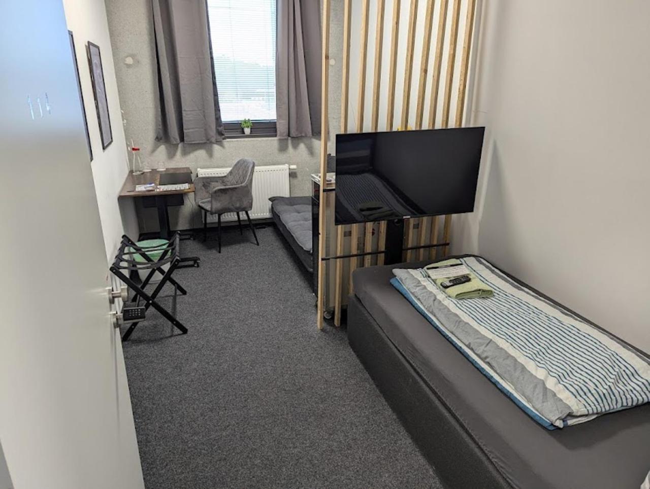 Business-Motel & 24H Selfcheckin Heimsheim 외부 사진